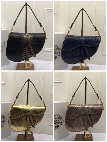 No.52346   M9001 25.5 x 20 x 6.5cm Python skin series, saddle bag