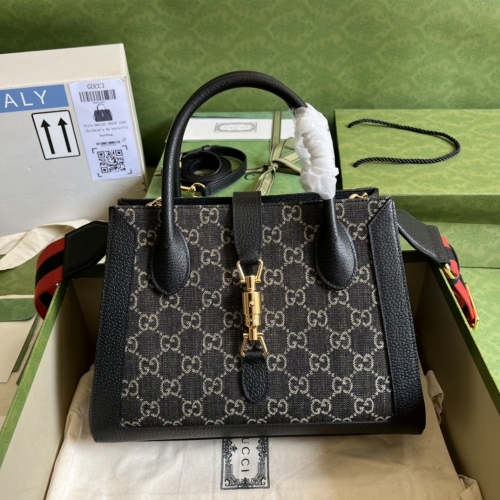 No.52561  685129 30x 24x 12cm   Gucci aria fashion aria series un3ag, black and ivory GG tannin jacquard fabric. Black leather piping