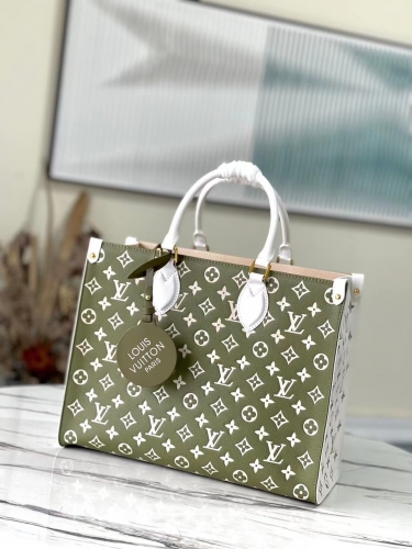 No.52602  M46060  35x27x 14cm  Onthego handbag, Monogram emprente cow leathe