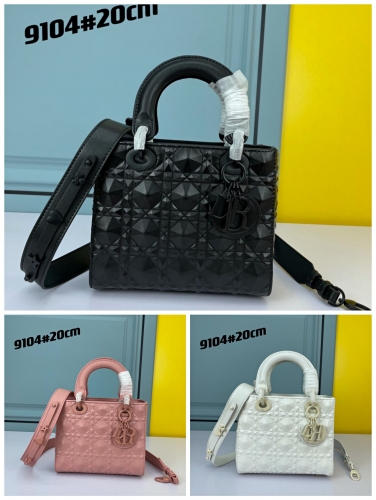 No.52672 53517 9104 20*16.5*8cm Five grid frosted three-dimensional rhombic Plaid cow leather flap handbag lady dior 20凌锥 四格 绒里 链条肩带