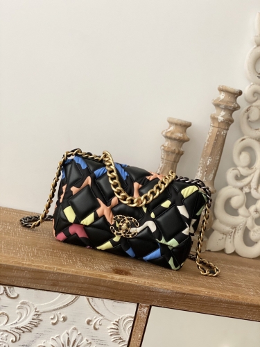 No.52752   02878  26*9*16cm  Diamond check printed leather chain bag