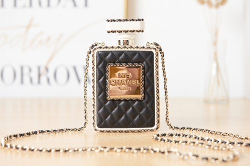 No.52823   AS3263   16*9*3.5cm   Limited edition collection perfume bottle bag