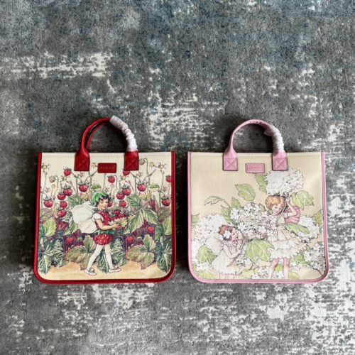 No.53100    550763   33.5*31.5*7.5cm   Ggfredrick Warne series tote bag powder, red / Strawberry Fairy Print