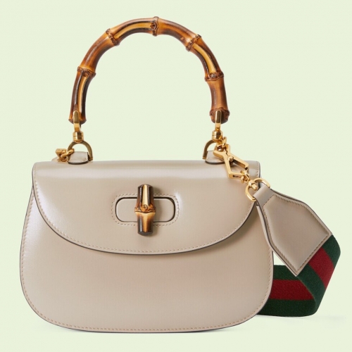 No.53229   675797   21*15*7cm   686864    17*12*7.5cm  Gucci bamboo 1947 series, bamboo handbag, oat leather