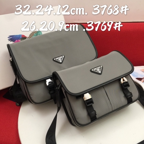 No.53309  3768   32*24*12cm     3769   26*20*9cm   Nylon flip handbag