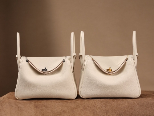 No.53354   19*12.5*9cm   26*18*14 cm  Hermes Lindy 26cm milk shake platinum silver buckle, original, ZP grade