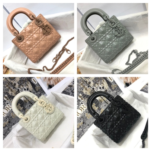 No.53517 52672 M0505 17*15*7cm Lady Dior Collection Three grid diamond shaped handbag Cow leather lady dior 17 三格钻石 绒里 链条肩带