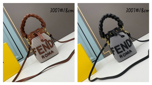 No.53587   3007#   18*12*10cm   Mon Tresor small bucket bag, made of thousand bird checkered wool, one long and one short, two full leather detachable