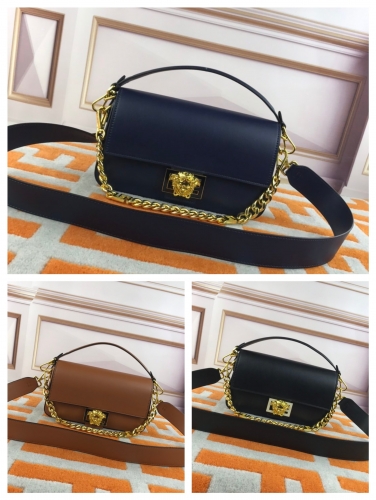 No.53627    8821    26*6*15cm   Show style, Fendi/Versace co branded style, French stick bag, cowhide