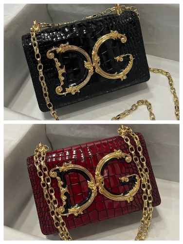 No.53964   asl123123   21*4*15cm   Crossbody bag, imported cowhide crocodile pattern, resin bottom plated with real gold dg logo