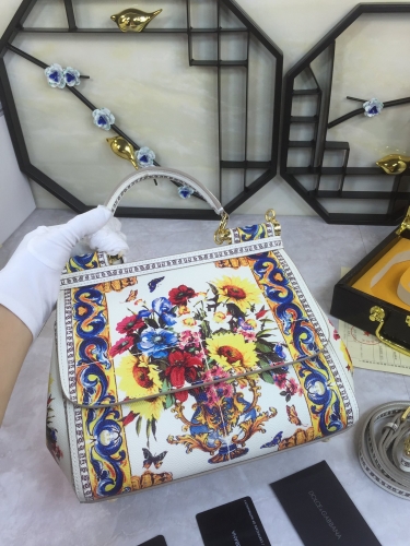 No.54028   25*20*12cm Cowhide print, messenger handbag, with mirror
