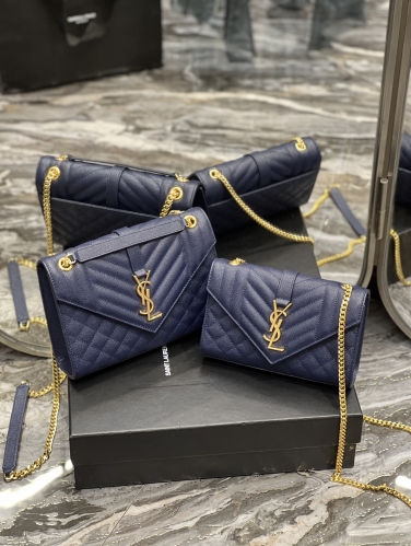 No.54079    487206    24*17.5*6cm    526286  21*13*6cm Grain embossed quilted leather envelope bag, blue gold buckle