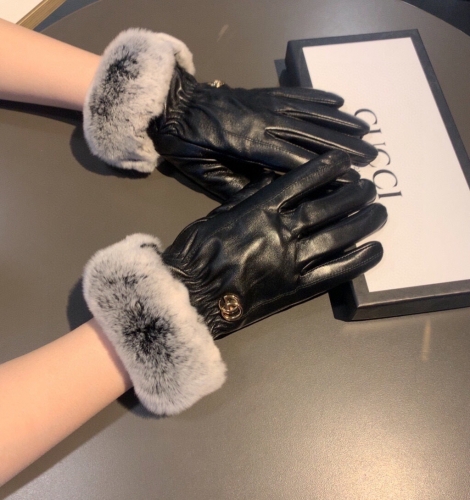 No. 90502    GUCCI   size M L   Lazy rabbit hair touch screen gloves