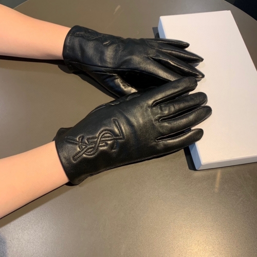 No. 90521  YSL  size M L Touch screen sheepskin gloves