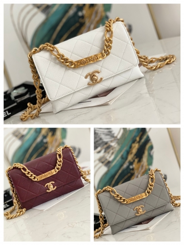 No.54146  TP  AS2711 /02873  20*14*7cm  Mini flap bag, textured leather