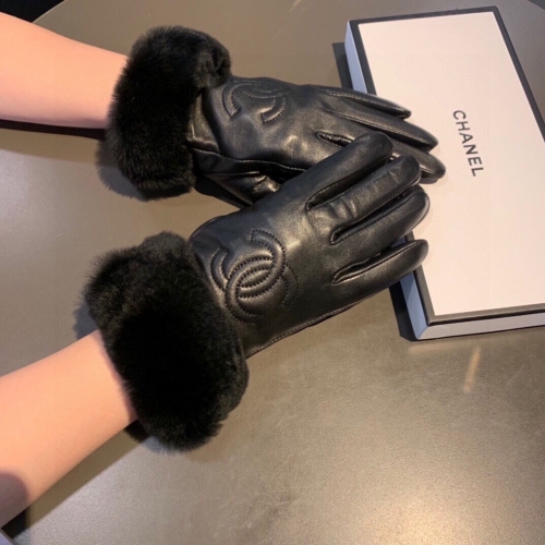 No. 90517   Chanel   size M L  Lazy rabbit hair sheepskin gloves