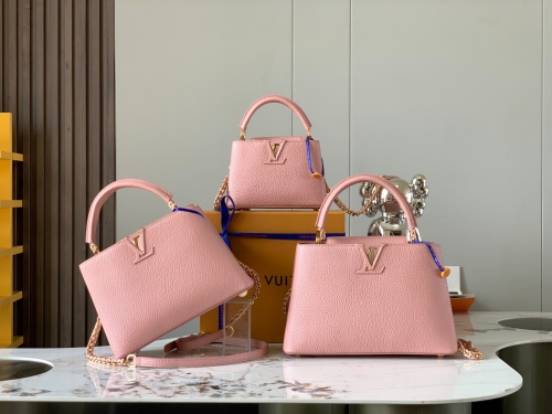 No.54231   M59709    21*14*8cm    M59516   31.5*20*11cm Spring 2022 Capucines handbag, Taurillon leather