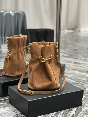 No.54403   686310   19*27*12cm  LE MAILLON Hook and Buckle Bucket Bag, Italian Gold Buckle Suede