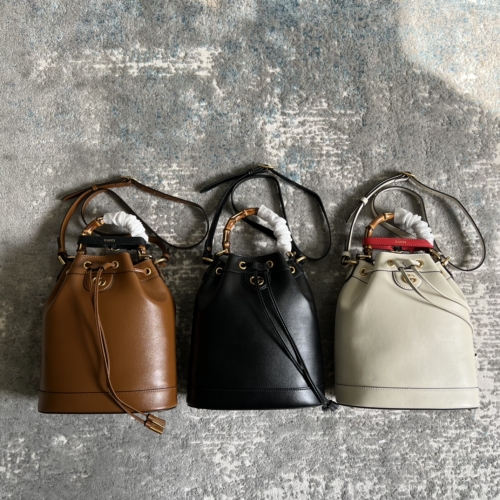 No.54606   724652   23.5*38*10.5cm   Ophidia series GG bucket bag, GG Supreme material