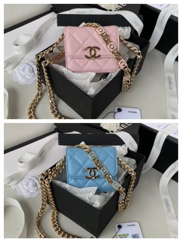 No.54743   AP2759    8.5*10*6cm  22S Enamel chain wallet,