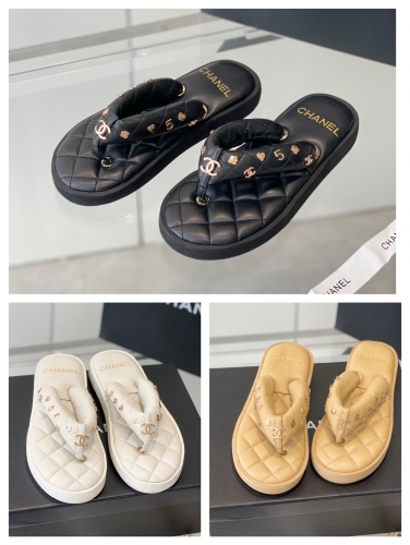 No.62826    Chanel  size 35-40  23P  Little fat man clip slippers