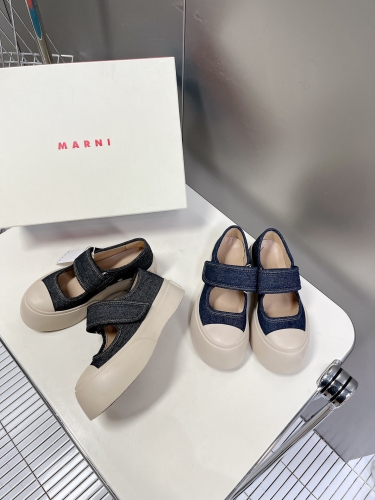 No.63075  MARNI   size 35-40   Thick soled large toe Mary Jane doll shoes