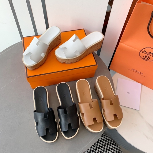 No.63191   Hermes  size 35-41  2023 Synchronized presentation of H-shaped cow leather and wood bran soled muffin slippers on the new cabinet in spring