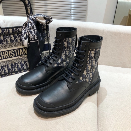 No.63236    DIOR  size 35-45  Thick bottom lace up locomotive boots
