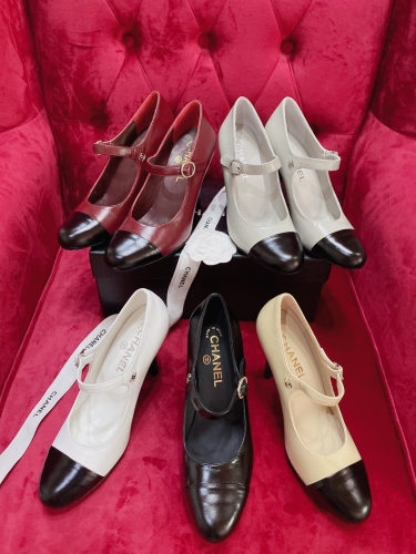 No.63291   CHANEL size 35-40  Original cowhide  color blocking high heels
