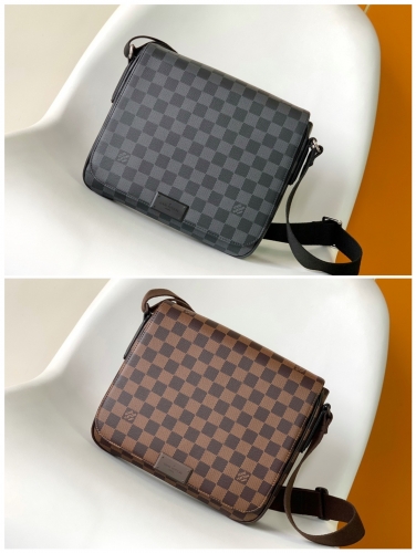 No.55138   M41213    27*23*8cm  District small handbag made of Damier Graphite canvas material