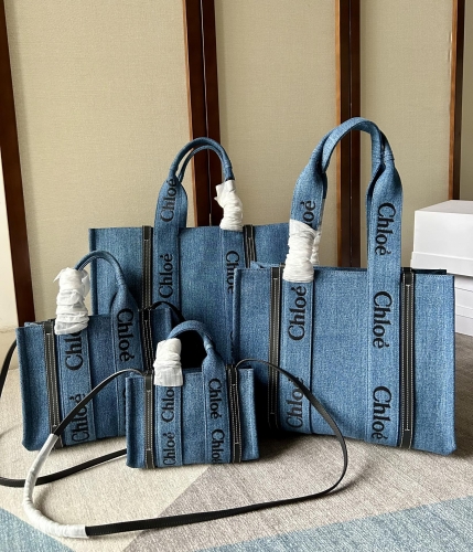 No.55140    6074  20*14*cm     6075   26.5*20*8cm    6076    37*26*12cm    6077    45*33*13 cm  Chlo é Woody Tote Bag, denim fabric