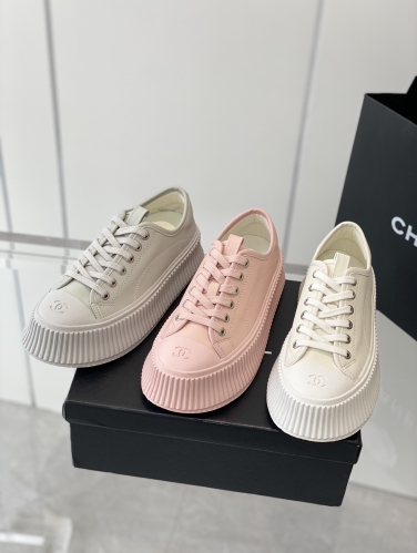 No.63391   CHENL size 35-40  Thick sole sponge cake canvas shoes with 5cm inner height