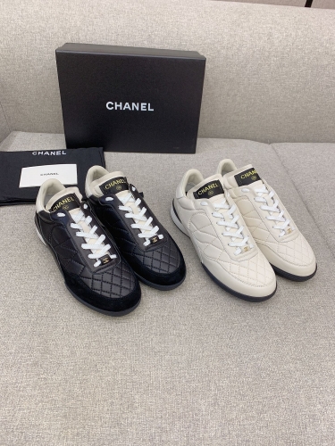 No.63453 size 35-40  CHANEL Sneakers, diamond plaid and lambskin