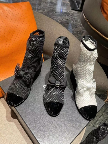 No.63501   size 35-41    CHANEL Water diamond fishing net hollowed out socks and boots, patent leather/Shandong silk