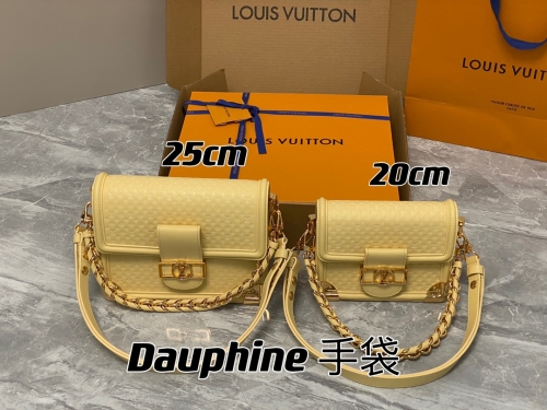 No.55273   M22597    17*25*10.5cm      15*20*9cm Full leather Daphne series Dauphine handbag