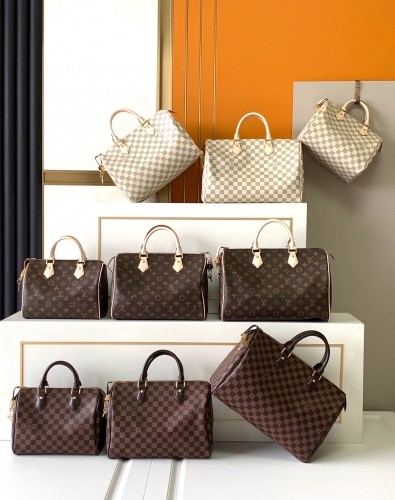 No.20290 SPEEDY 25 N41109 white M41365 M41526 monogram 25.0x 19.0x 15.0 cm M61251 20CM M41113 25CM M41112 41370 41369 M41368 25CM M41367 30CM