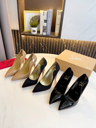No.63576   size 35-41 CL Customized Paris showcase with gilded heels and high heels