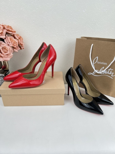 No.63613   size 34-42 CL Pointed high heels with red soles, imported patent leather/cowhide