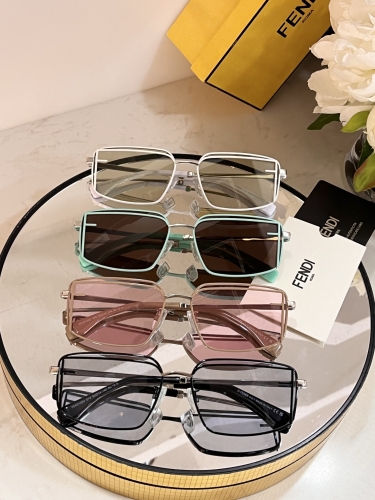 No.90796   FENDI   FE4012 Fendi Women's Adjustable Nose Support Brown Lens Green Rectangular Frame Sunglasses Fashion  Size: 53-14-140