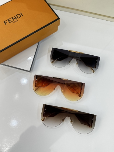 No.90799   FENDI   Model 0093 Ford large frame integrated sunglasses, 3.0 thick original lenses