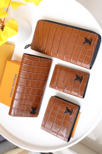 No.55584    M81830   20*10cm    10*19*2cm   11.5*9*1.5cm   Crocodile Skin Series Wallet