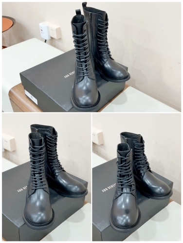 No.64116  Ann demeulemeestr lace up boots. The calf is waxed. Size 35-40