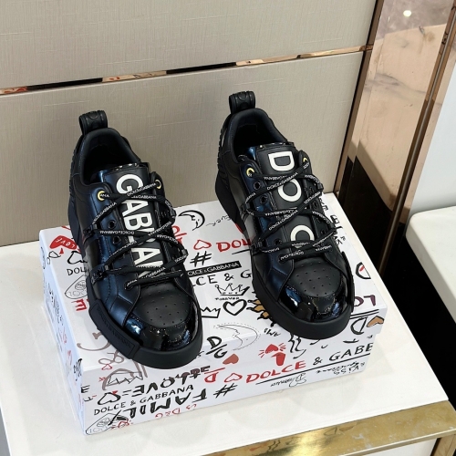 No.64208   DG 2023 new color scheme for portofino sneakers. Imported cowhide upper. Size 38-45