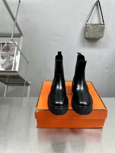 No.64222  Hermes  2023 new thick soled short boots. Imported calf leather. Size 35-40