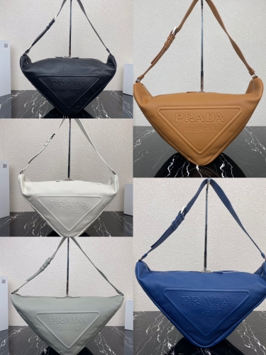 No.55081   2VY007   22.5*31*28cm    Full skin large triangular bag