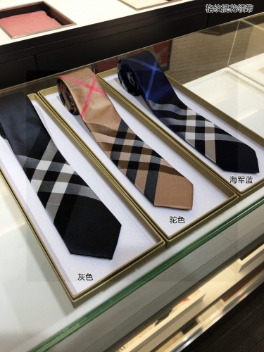 No.91026   BURBERRY Checkered Jacquard Tie. 95% Top quality Jacquard Silk Handmade Customization