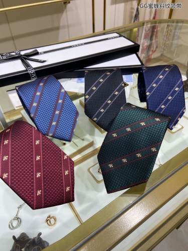 No.91027  GUCCI   GG Bee Twill Tie. 95% Premium Jacquard Silk Handmade Customization