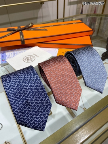 No.91036  HERMES  Hollow out H letter tie. 95% top quality twill silk handmade customization