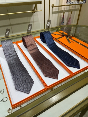 No.91033   HERMES  H woven pattern tie. 95% top-notch twill silk handmade customization
