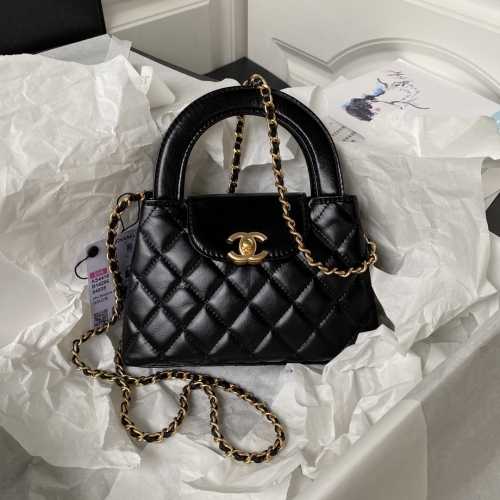 No.55771  AS4416   19*13*7cm  New products in the 2023/24 Autumn/Winter series. All black handbag